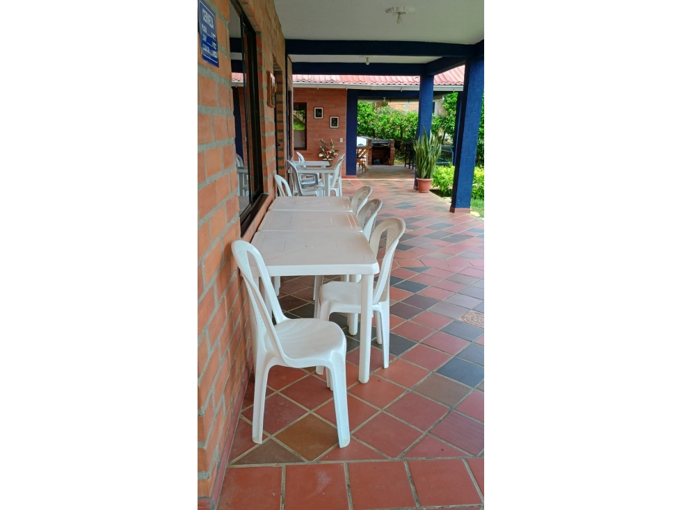 Venta de propiedad en Sopetran - 3 casas - 3