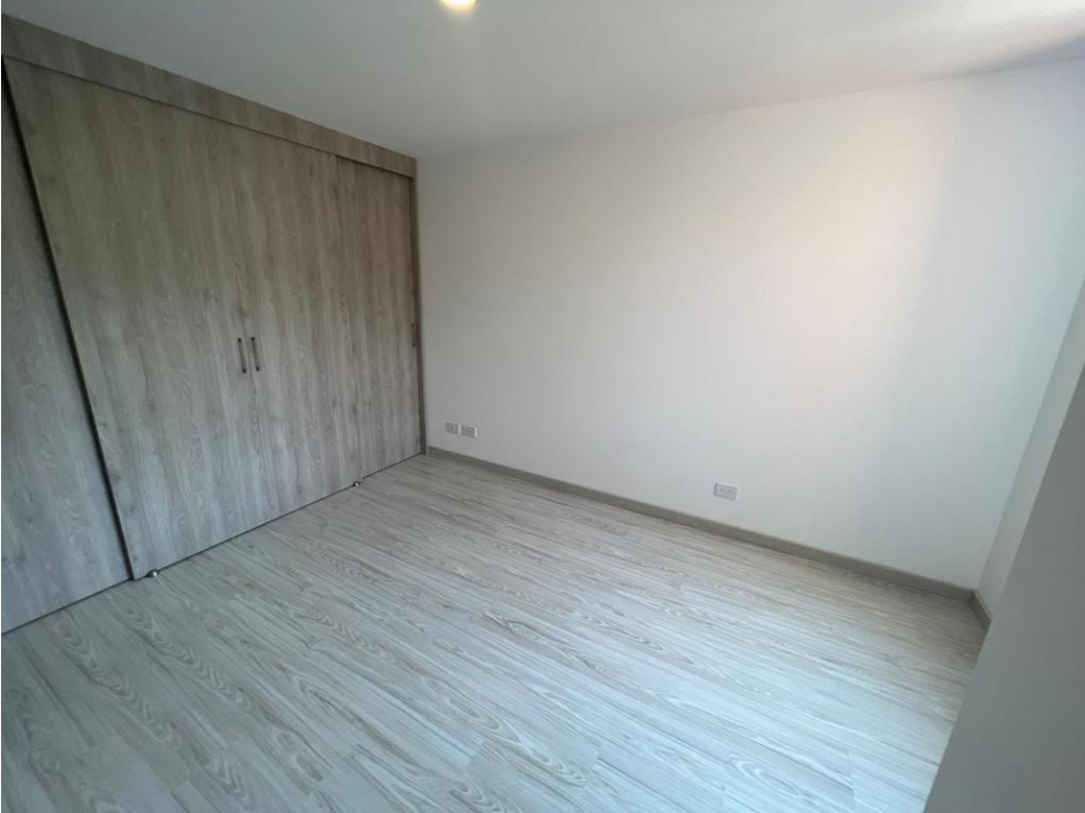 Venta Apto San Diego 77m2. Rango 6 — foto 3