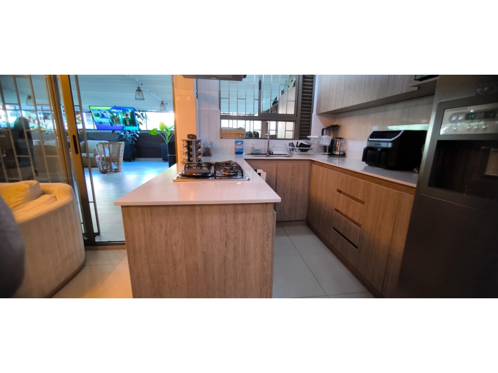 Apartamento en venta Sabaneta 160m2 con terraza $970MM — foto 3