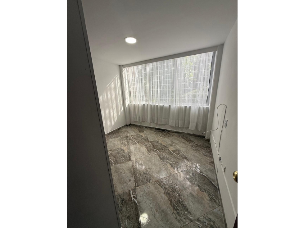Apartamento en venta para remodelar Belen La Mota 73m2 — foto 4