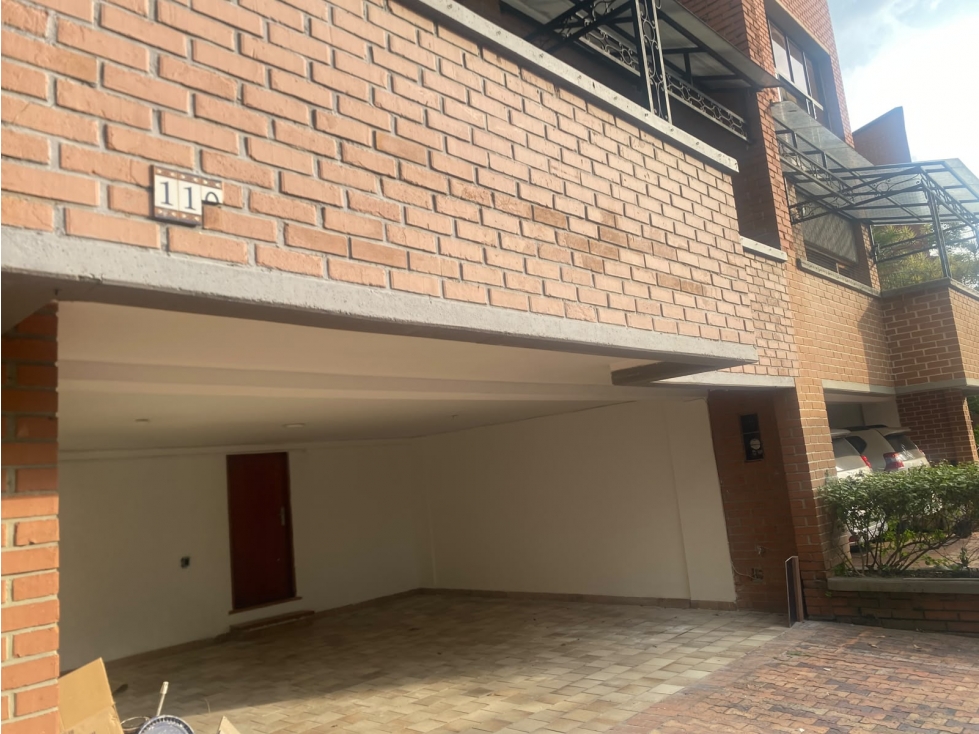Espectacular casa en venta en Loma de los Gonzalez — foto 3