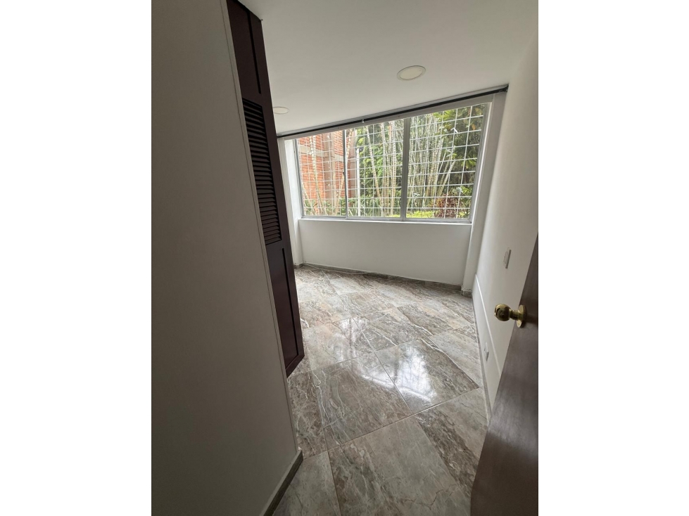 Apartamento en venta para remodelar Belen La Mota 73m2 — foto 5