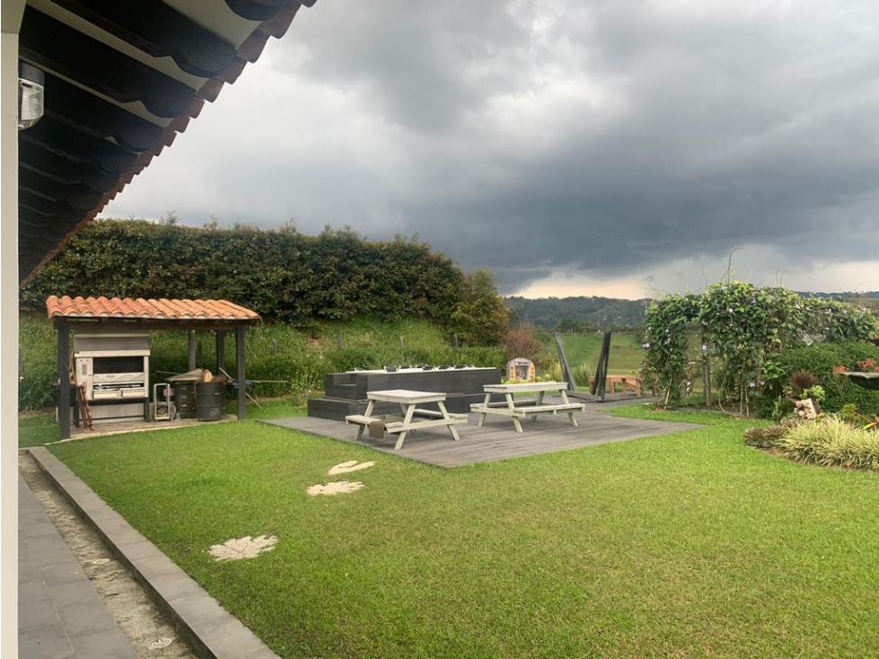 Venta de casa campestre en Guarne cerca al aeropuerto — foto 3