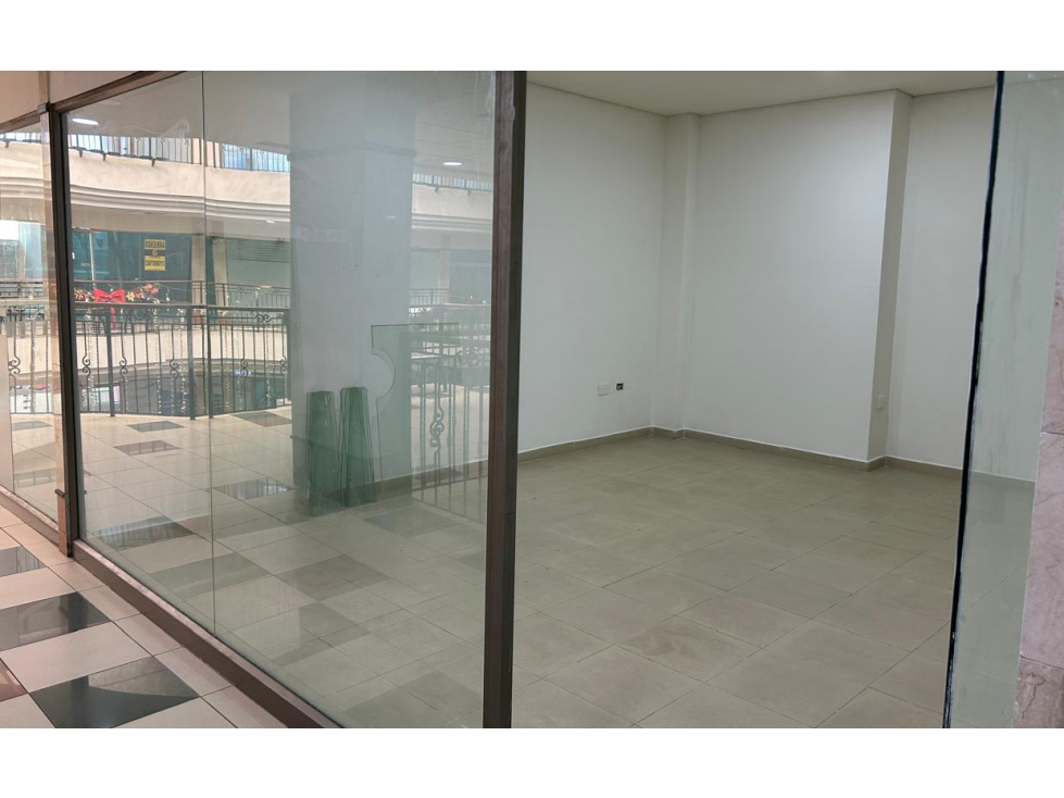 Se arrienda local en el Centro, en La Matuna, en Cartagena — foto 2