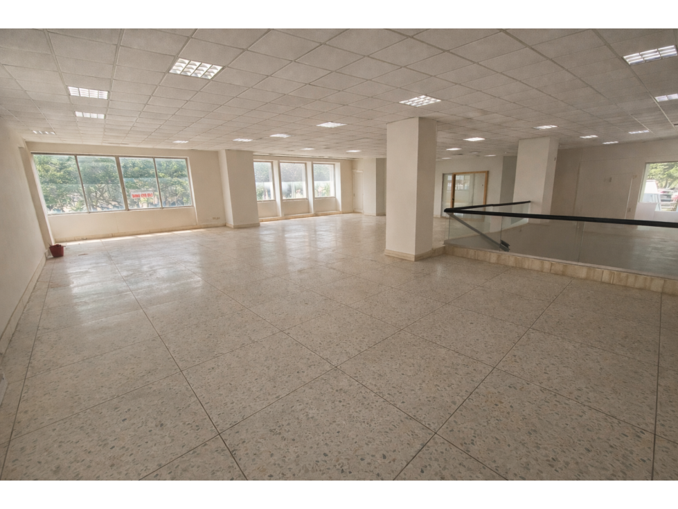 Se arrienda Gran Local Comercial en la Matuna, en Cartagena de Indias — foto 3