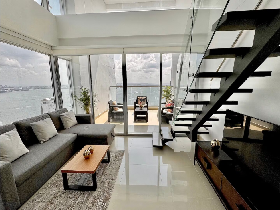 Se vende apartamento amoblado de uso mixto en Bocagrande, en Cartagena
