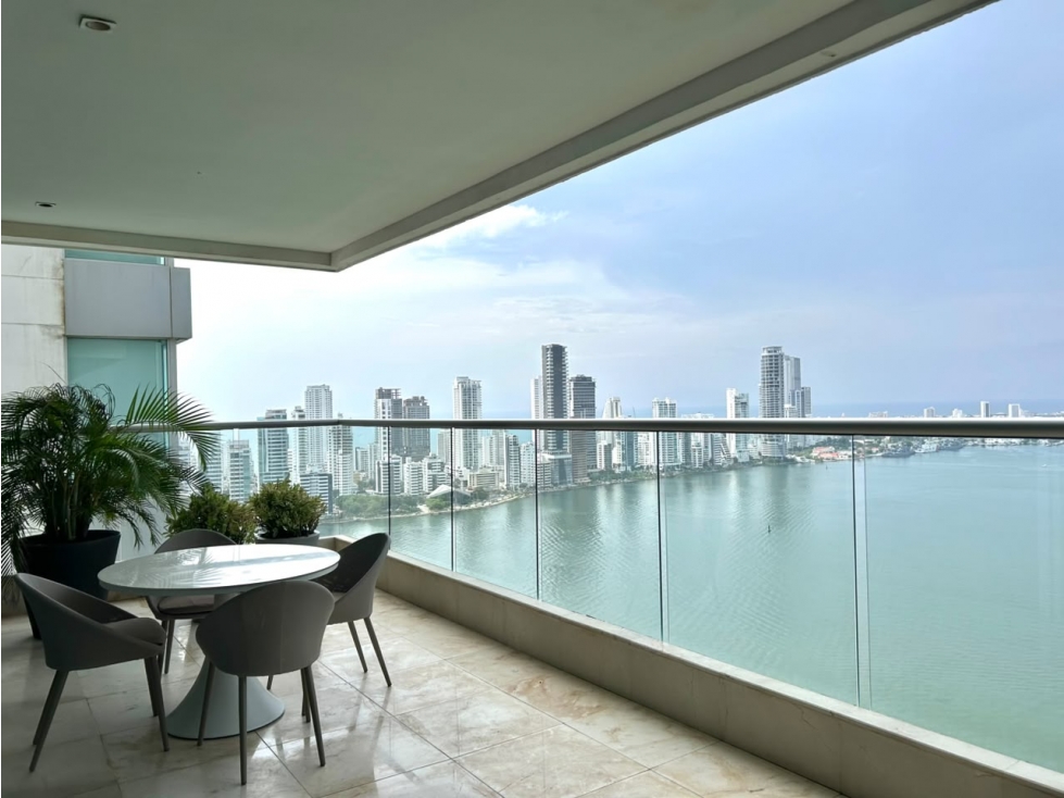 se vende apartamento de lujo en Castillogrande, Cartagena de Indias.