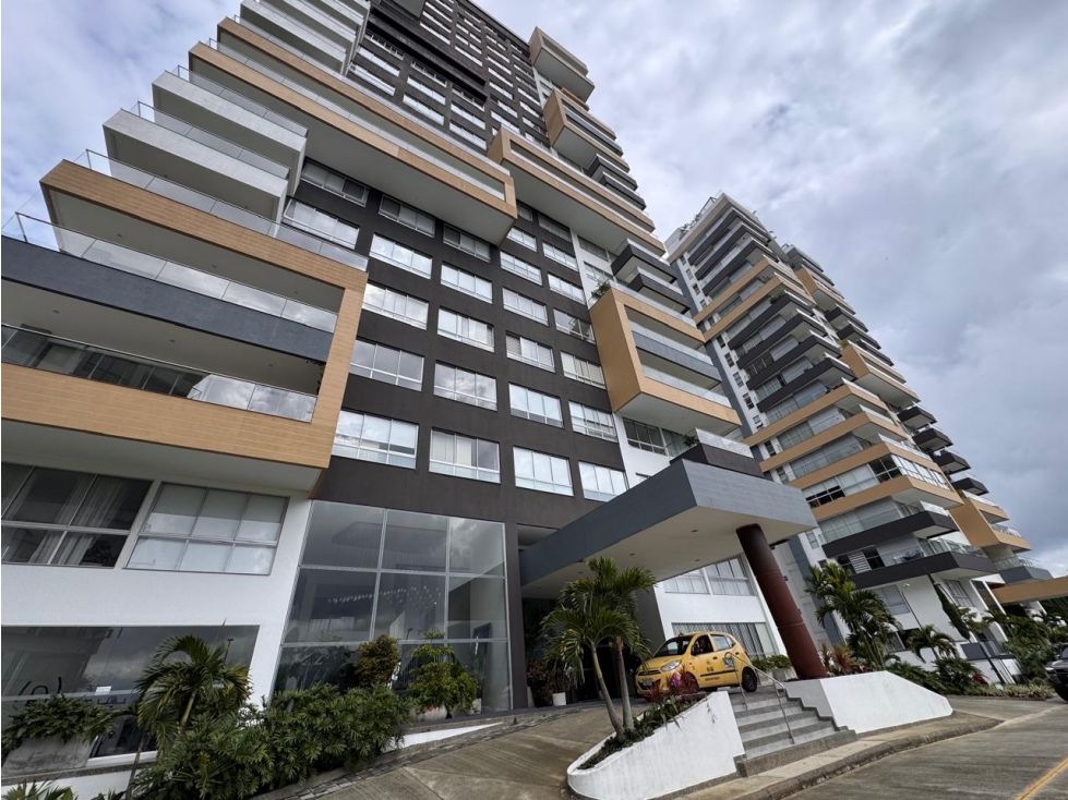 SE VENDE ESPECTACULAR Y EXCLUSIVO APARTAMENTO AL NORTE DE ARMENIA