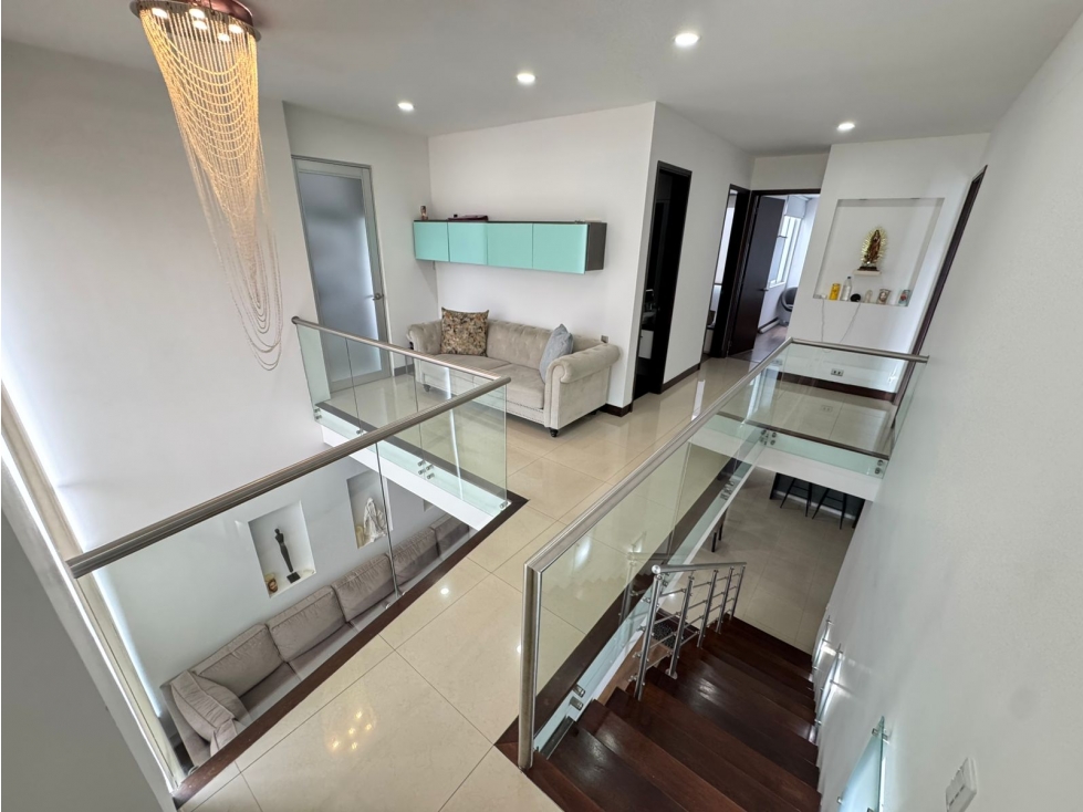 Se vende exclusiva casa en conjunto Norte de Armenia