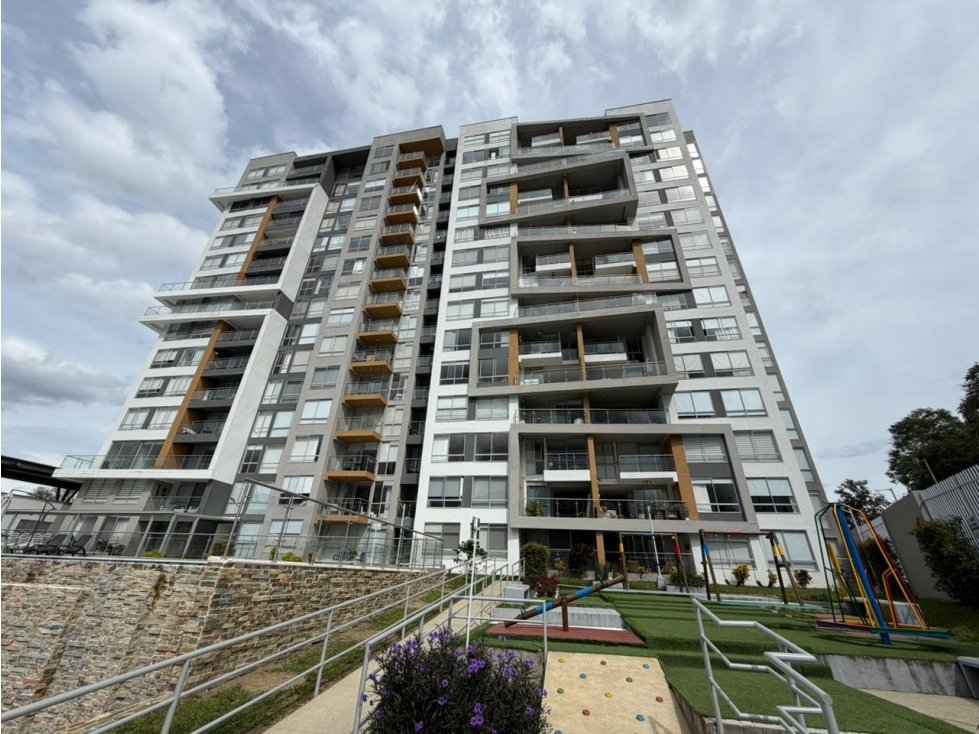 SE VENDE APARTAMENTO SECTOR AVENIDA CENTENARIO