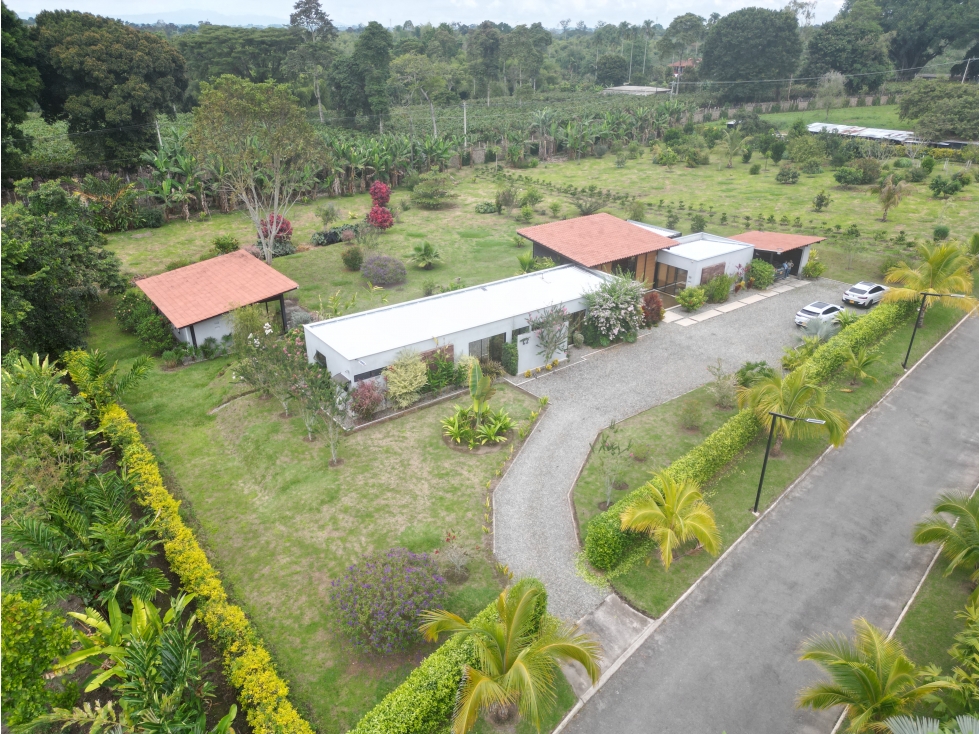 SE VENDE ESPECTACULAR CASA CAMPESTRE EN LA TEBAIDA QUINDÍO — foto 2