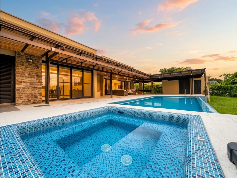 SE VENDE EXCLUSIVA CASA CAMPESTRE-LA TEBAIDA - 1