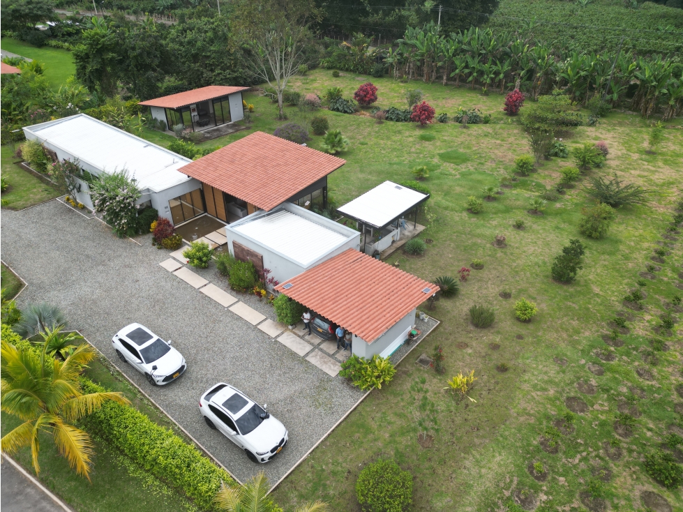 SE VENDE ESPECTACULAR CASA CAMPESTRE EN LA TEBAIDA QUINDÍO