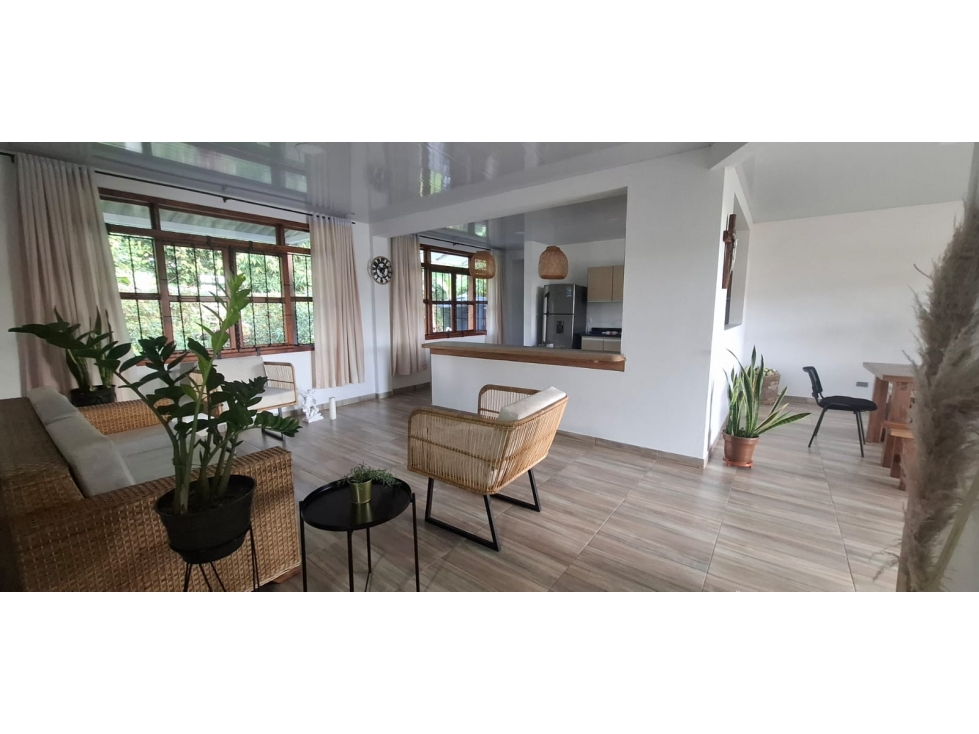 Se Vende Casa campestre en condominio Circasia