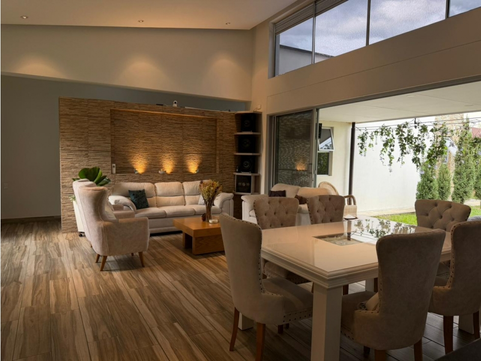 CASA EN VENTA UBICADA EN LA TEBAIDA QUINDÍO
