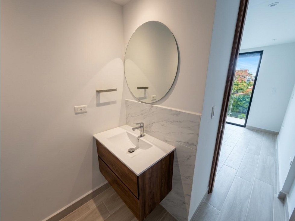 SE VENDE APARTAMENTO NUEVO SECTOR CASTELLANA - 5