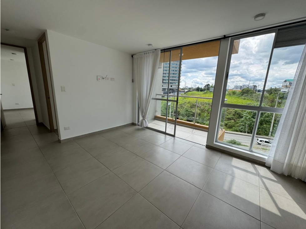 SE VENDE HERMOSO APARTAMENTO SECTOR AVENIDA CENTENARIO
