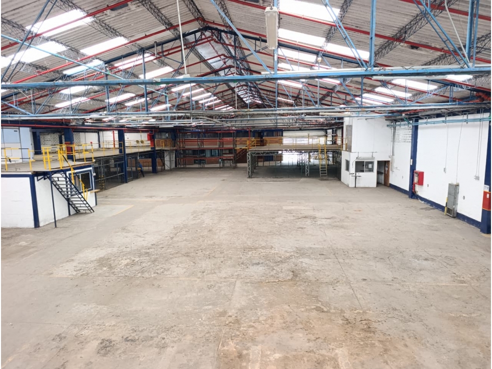 BODEGA EN VENTA LA ESTRELLA-ZONA INDUSTRIAL - 2