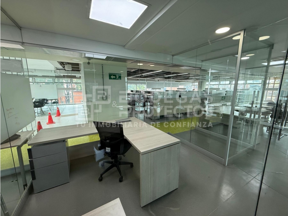 EXCLENTES OFICINAS ADMINISTRATIVAS EN ARRIENDO ITAGUI - 5