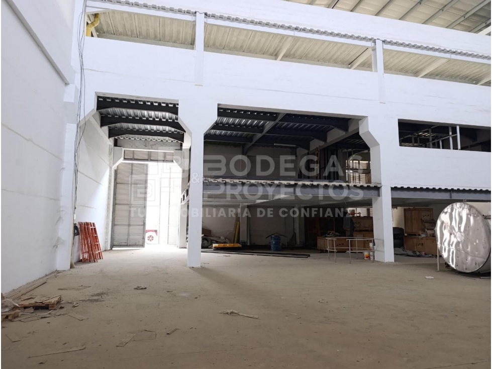 BODEGA DISPONIBLE PARA ARRIENDO EN GIRARDOTA - 1