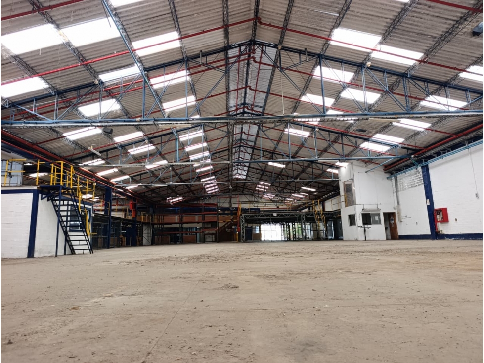 BODEGA EN VENTA LA ESTRELLA-ZONA INDUSTRIAL - 4