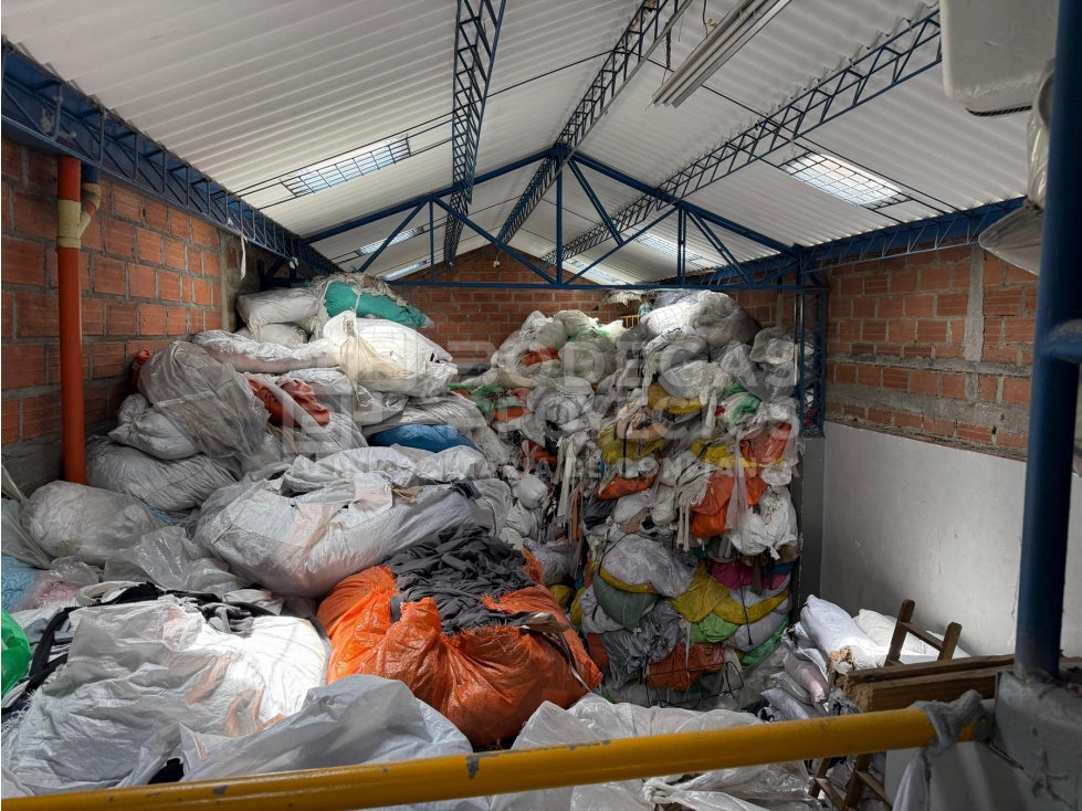 BODEGA DISPONIBLE PARA VENTA EN MEDELLÍN
