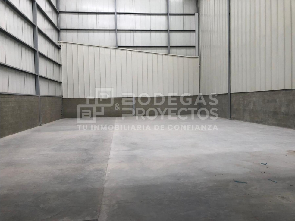 BODEGA PARA ARRIENDO COPACABANA - 2