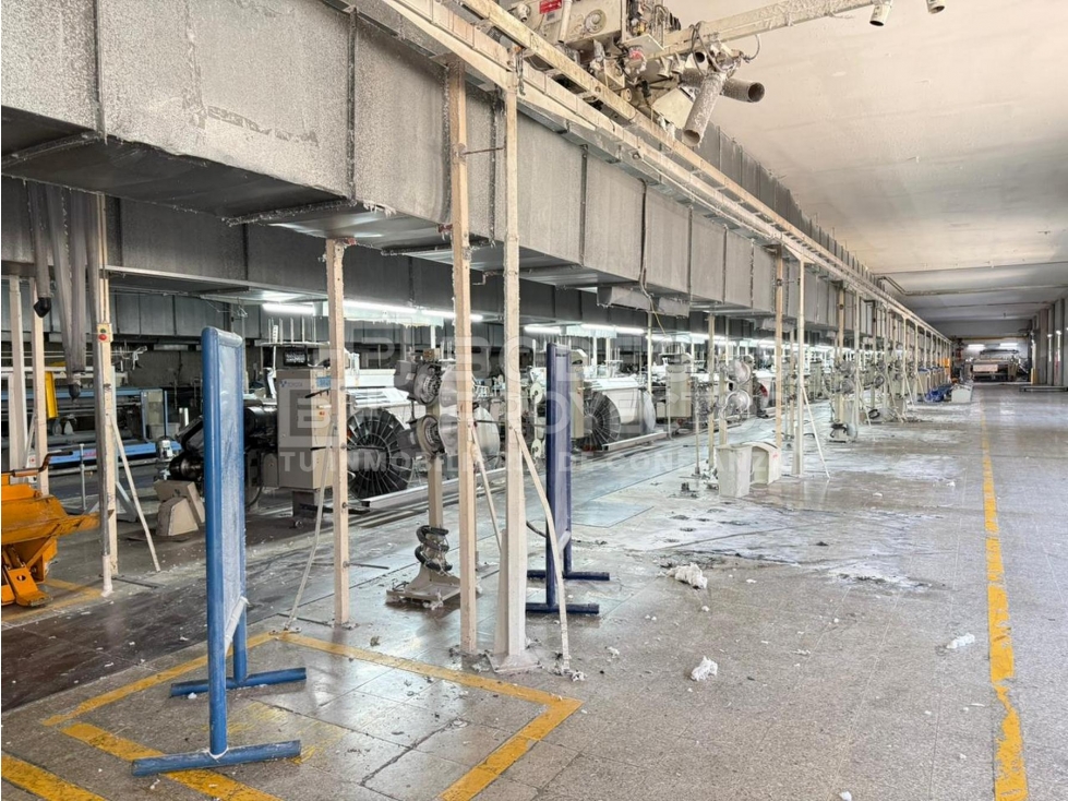 BODEGA DISPONIBLE PARA ARRIENDO EN BELLO — foto 3