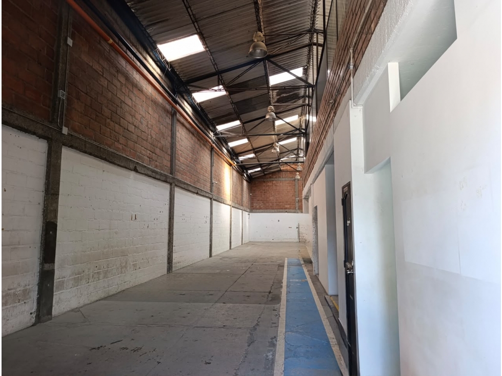 BODEGA DISPONIBLE PARA ARRIENDO EN MEDELLÍN — foto 5