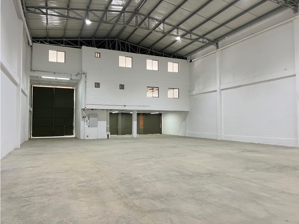 BODEGA NUEVA EN ARRIENDO LA TABLAZA, VARIANTE A CALDAS - 4