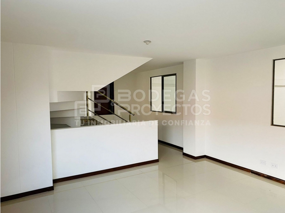 BODEGA DISPONIBLE PARA ARRIENDO EN LA ESTRELLA - 5