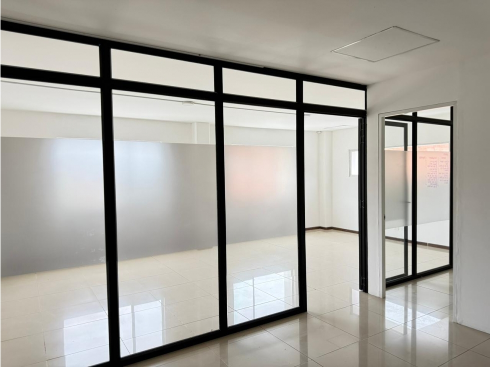 BODEGA DISPONIBLE PARA ARRIENDO EN RIONEGRO. — foto 4