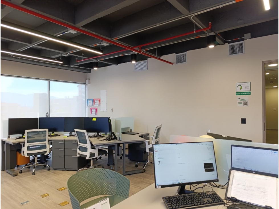 OFICINA EN VENTA POBLADO-MEDELLIN — foto 4