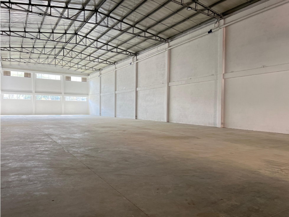BODEGA NUEVA EN ARRIENDO LA TABLAZA, VARIANTE A CALDAS - 1