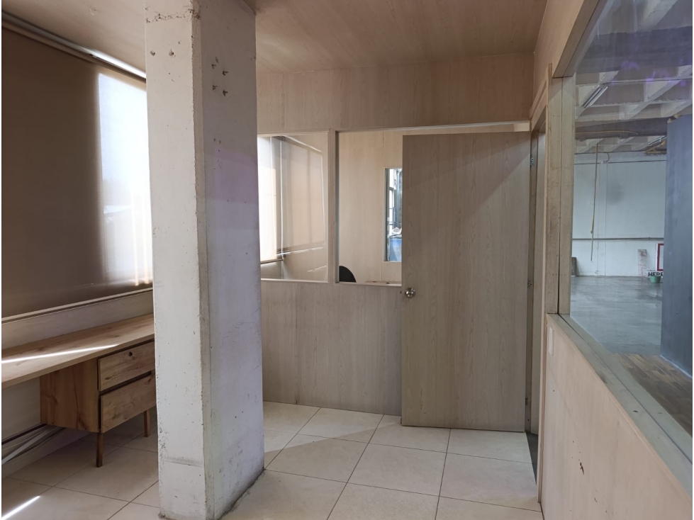 BODEGA EN ARRIENDO MEDELLIN-AGUACATALA — foto 5