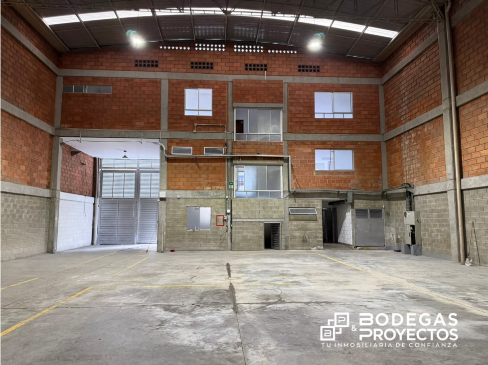 BODEGA DISPONIBLE PARA ARRIENDO EN SABANETA - 4