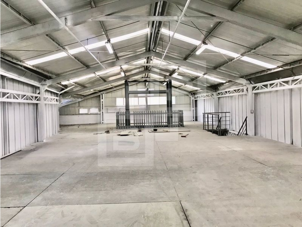 BODEGA EN VENTA ENVIGADO - BODEGAS Y PROYECTOS - LOCALES Y OFICINAS - 5