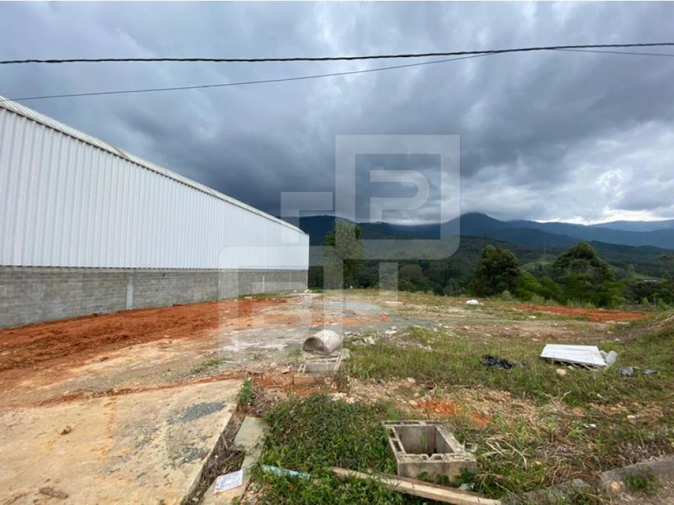 Lote en Venta Caldas Bodegas y Proyectos © Locales Oficinas - 2