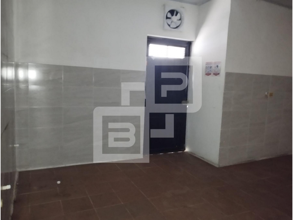 ARRIENDO LOCAL POBLADO MANILA - 4
