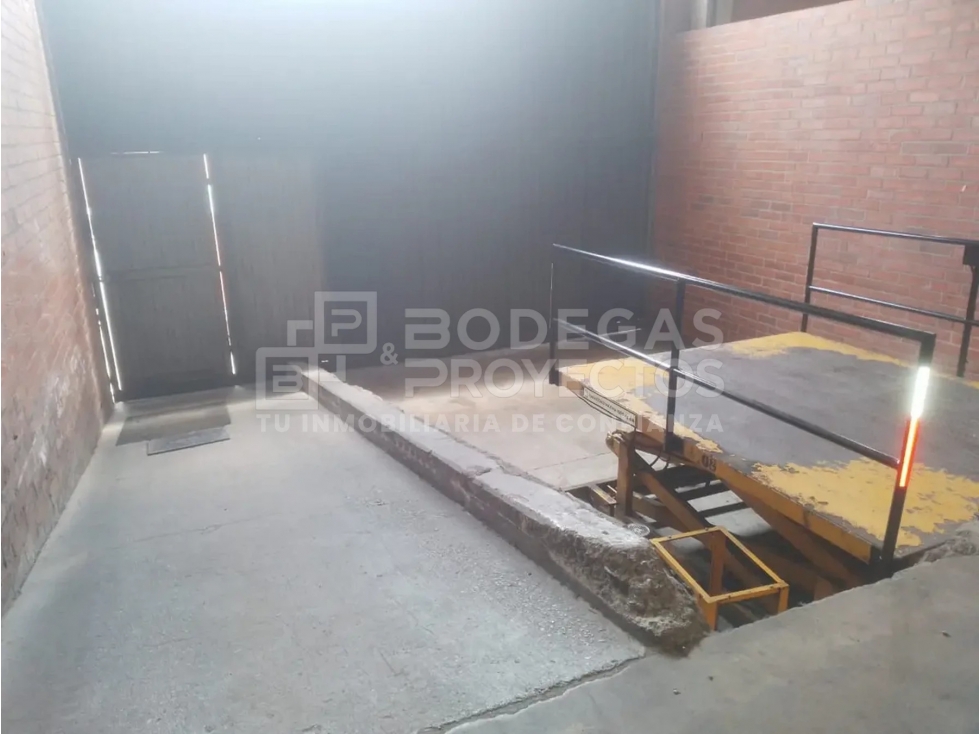 BODEGA DISPONIBLE PARA VENTA EN ITAGÜÍ - 3