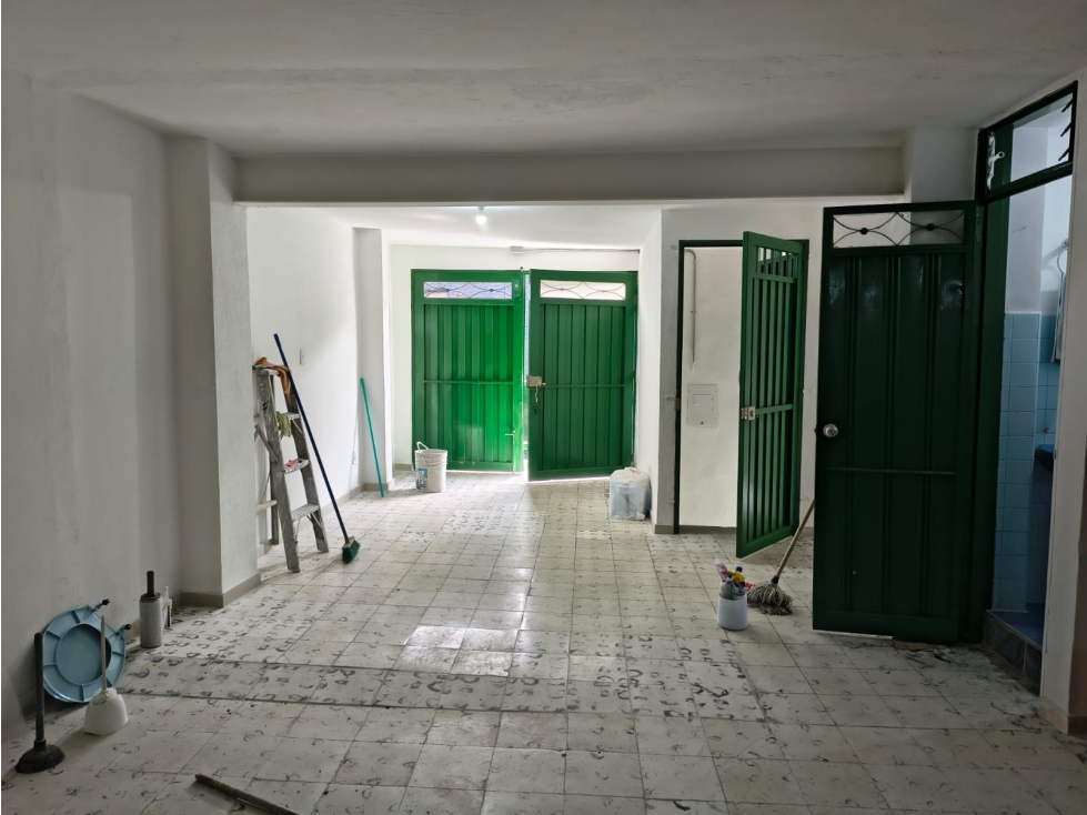 BODEGA EN PISO 2 DISPONIBLE PARA ARRIENDO EN BARRIO COLOMBIA — foto 3