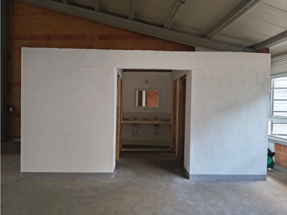 BODEGA DISPONIBLE PARA ARRIENDO EN LA AMERICA — foto 4