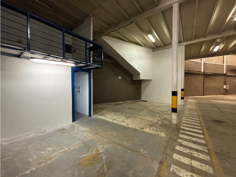 ARRIENDO BODEGA EN MEDELLIN GUAYABAL — foto 5