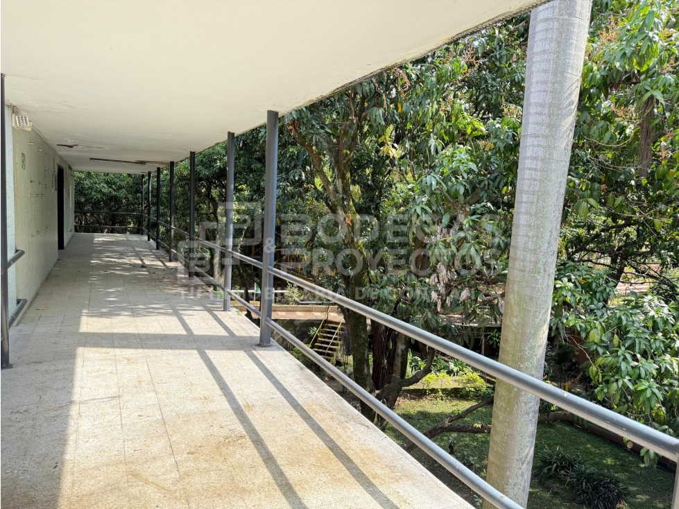 OFICINAS DISPONIBLE PARA ARRIENDO EN BELLO - 3