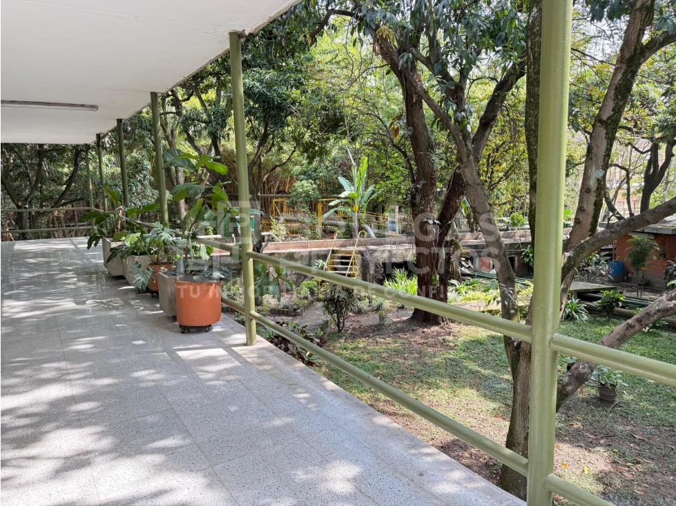 OFICINAS DISPONIBLE PARA ARRIENDO EN BELLO