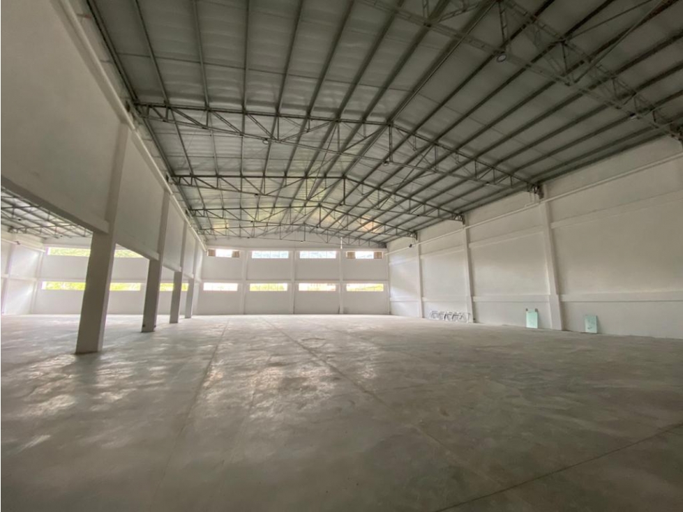 BODEGA DISPONIBLE PARA ARRIENDO EN GIRARDOTA - 2