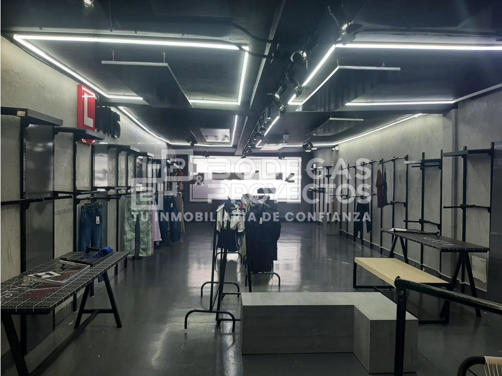 ARRIENDO BODEGA DISPONIBLE SECTOR BARRIO BELÉN - 1