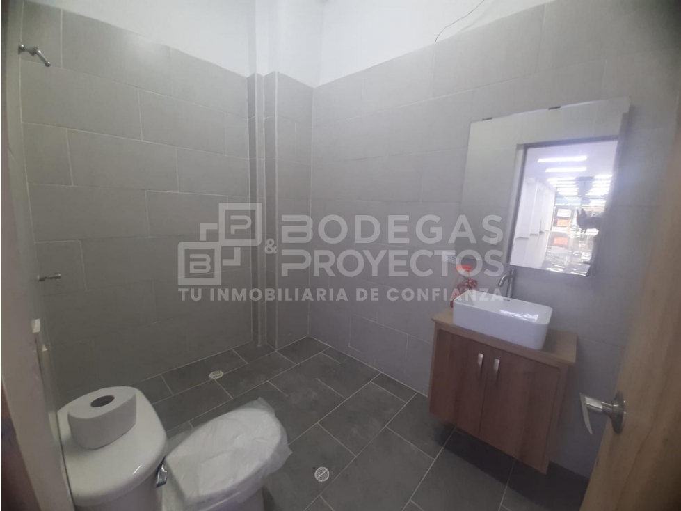 ARRIENDO LOCAL DISPONIBLE SECTOR ITAGUI - 5