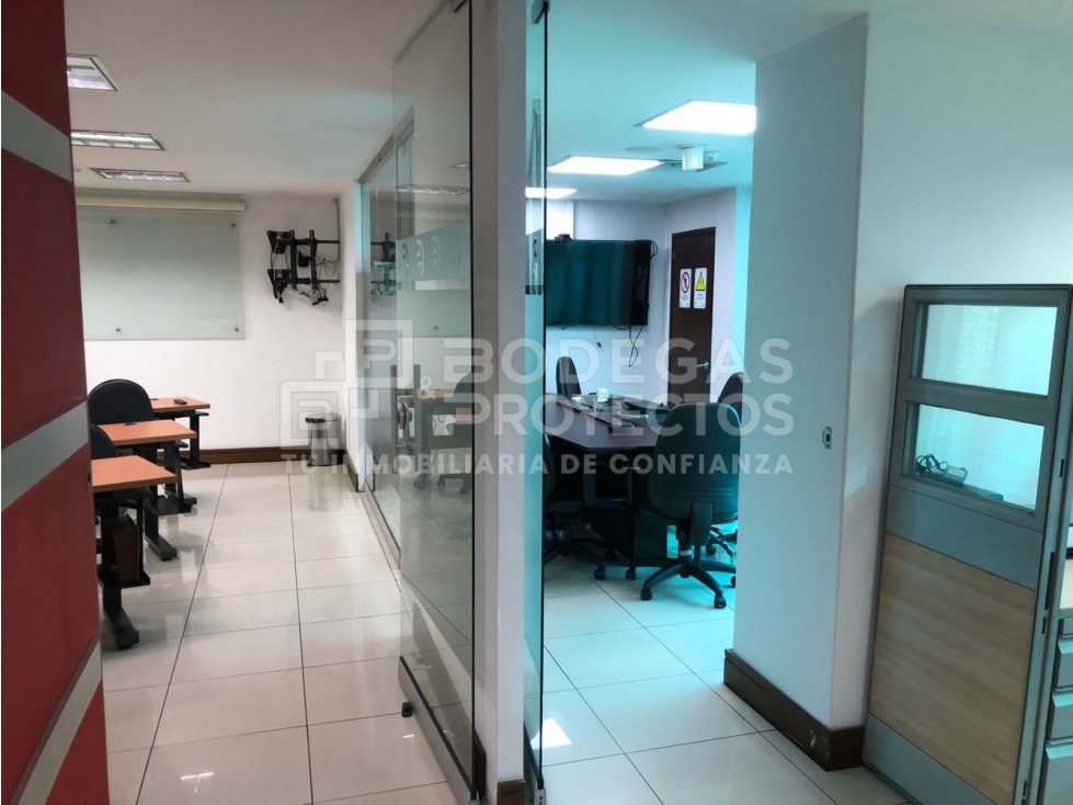 OFICINA DISPONIBLE PARA VENTA EN POBLADO — foto 6