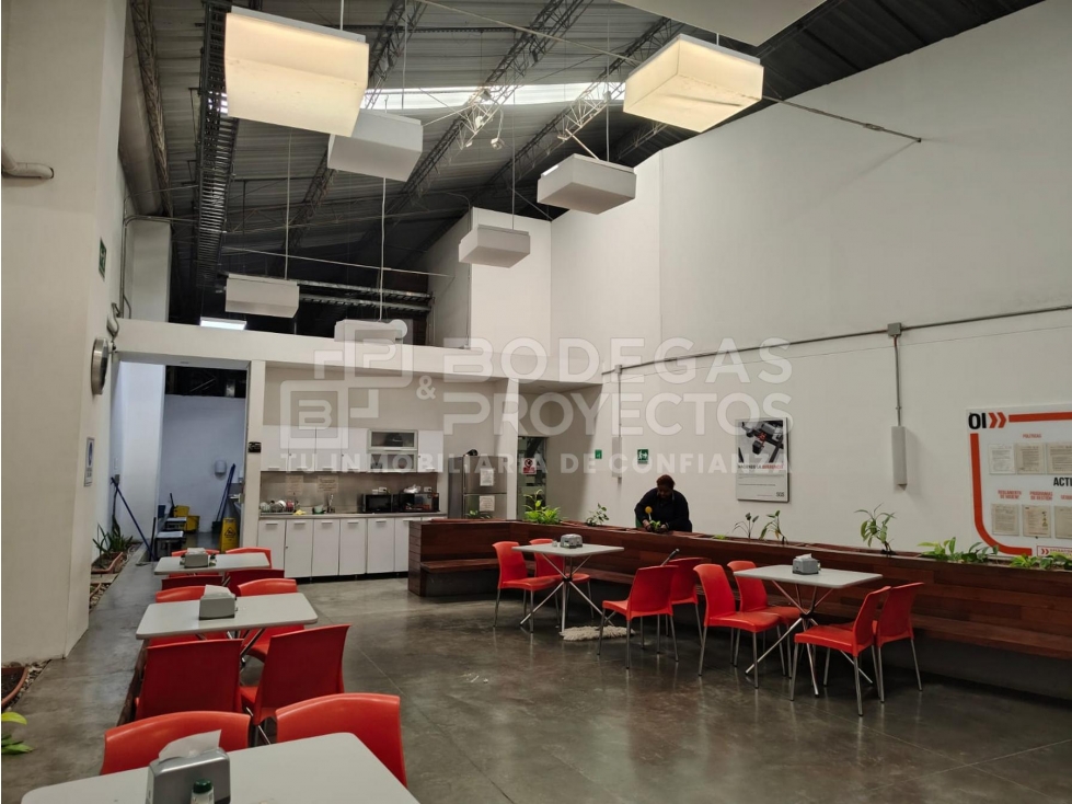 BODEGA DISPONIBLE PARA ARRIENDO EN MEDELLÍN